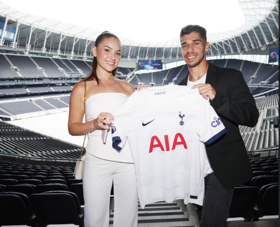 Nàng WAGs mới tuyệt đẹp của Tottenham 1