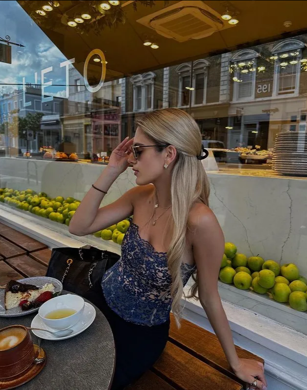 Con gái của Pep Guardiola khiến NHM phát cuồng 2 Con gái của Pep Guardiola khiến NHM phát cuồng 2