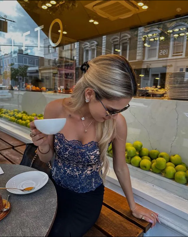 Con gái của Pep Guardiola khiến NHM phát cuồng 1 Con gái của Pep Guardiola khiến NHM phát cuồng 1