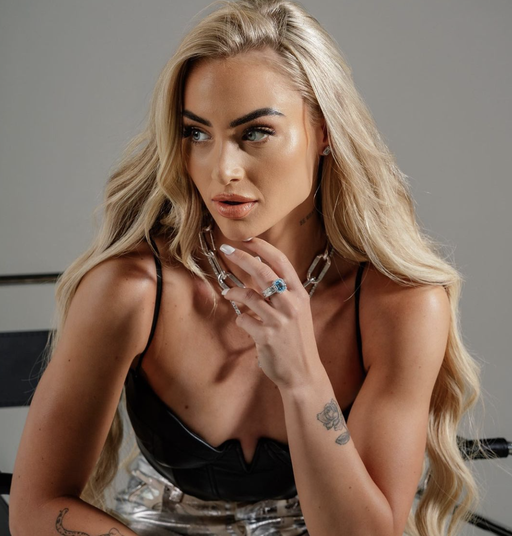 Sức hút của nữ hoàng 14 triệu follow Alisha Lehmann tại World Cup 5 Sức hút của nữ hoàng 14 triệu follow Alisha Lehmann tại World Cup 5