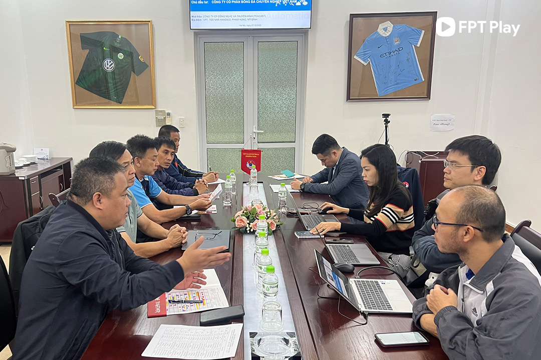 VAR in Vietnam khái quát bước tiến lịch sử của bóng dá Việt Nam