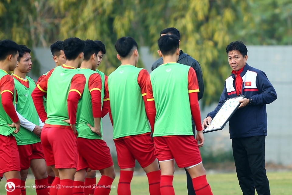 U23 Việt Nam tập trung dưới sự dẫn dắt của HLV Hoàng Anh Tuấn U23 Viet Nam tap trung duoi su dan dat cua HLV Hoang Anh Tuan