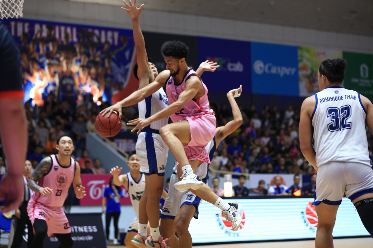 Mặc trang phục Blackpink, Hanoi Buffaloes thắng trận thứ 7 liên tiếp 6