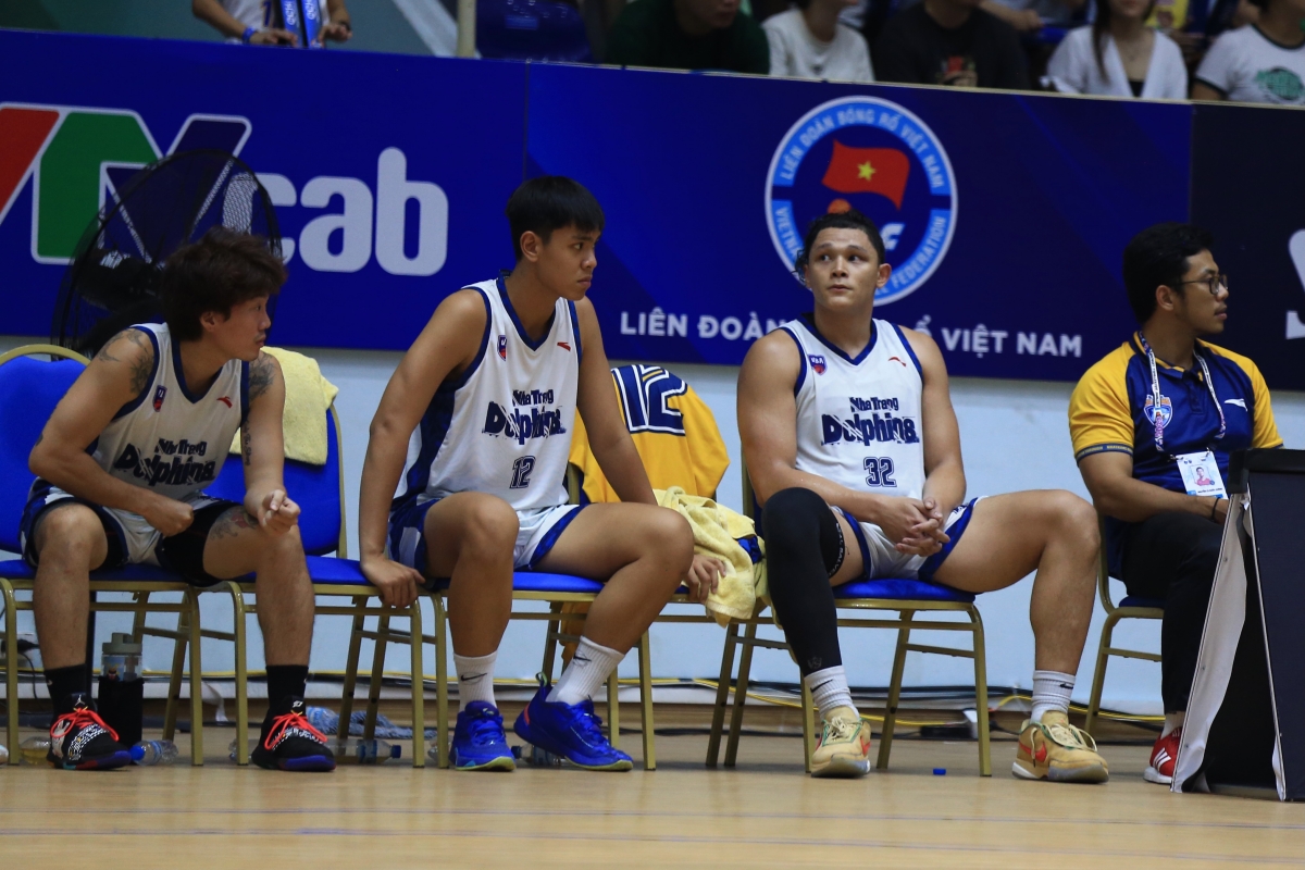 Mặc trang phục Blackpink, Hanoi Buffaloes thắng trận thứ 7 liên tiếp 10