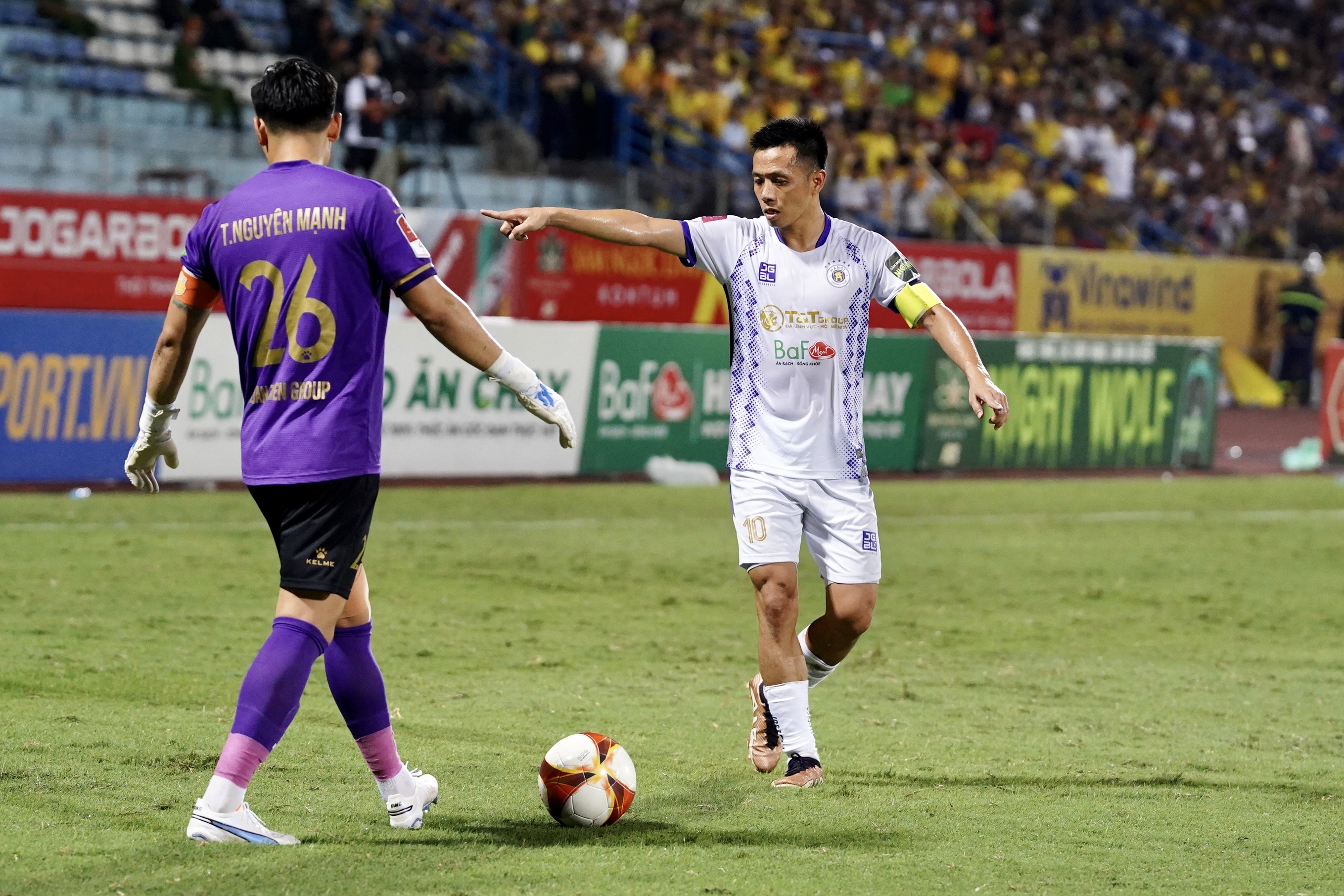 Nỗ lực bất thành của Hồng Duy và CLB Nam Định 7 Nỗ lực bất thành của Hồng Duy và CLB Nam Định 7