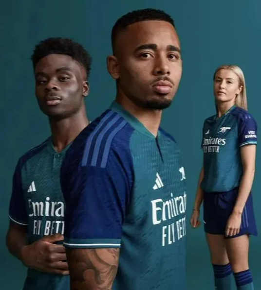 Arsenal ra mắt trang phục thứ 3 ở mùa giải tới 2