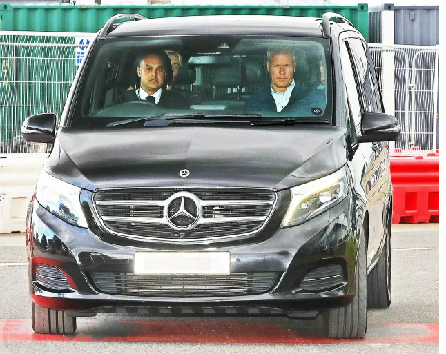 Rasmus Hojlund chính thức có mặt ở Manchester 1 Rasmus Hojlund chính thức có mặt ở Manchester 1