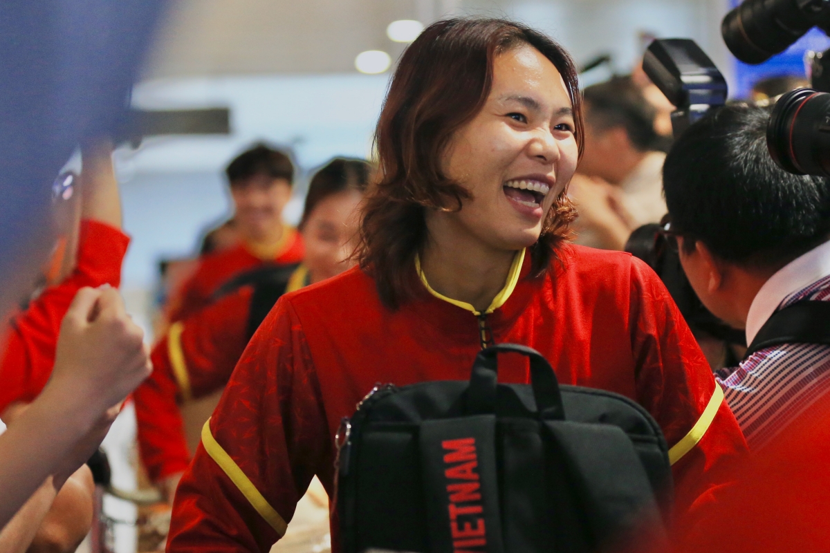 Hai Yen dT Viet Nam ve nuoc 3/8