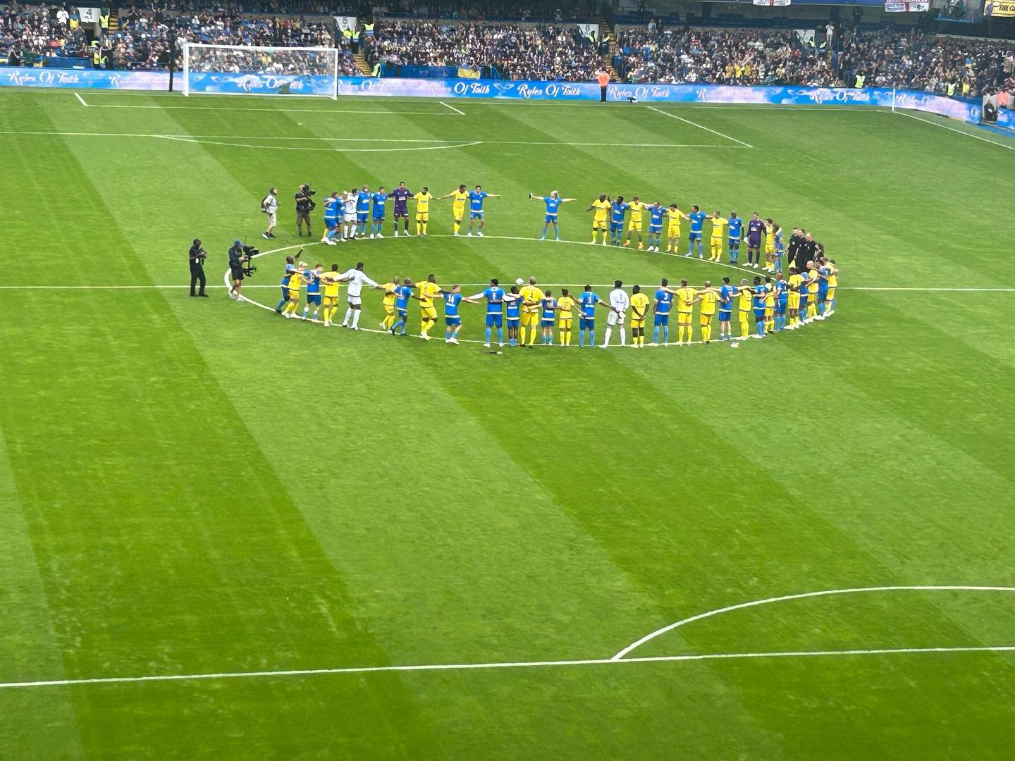 Oleksandr Zinchenko và Game4Ukraine Khi cả thế giới hướng về Ukraine 2 Oleksandr Zinchenko và Game4Ukraine Khi cả thế giới hướng về Ukraine 2