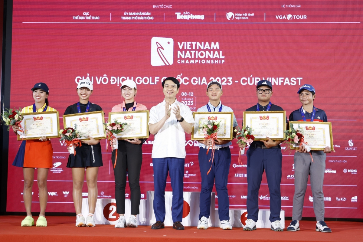 Nữ golfer sinh năm 2008 vô địch giải Golf quốc gia 3