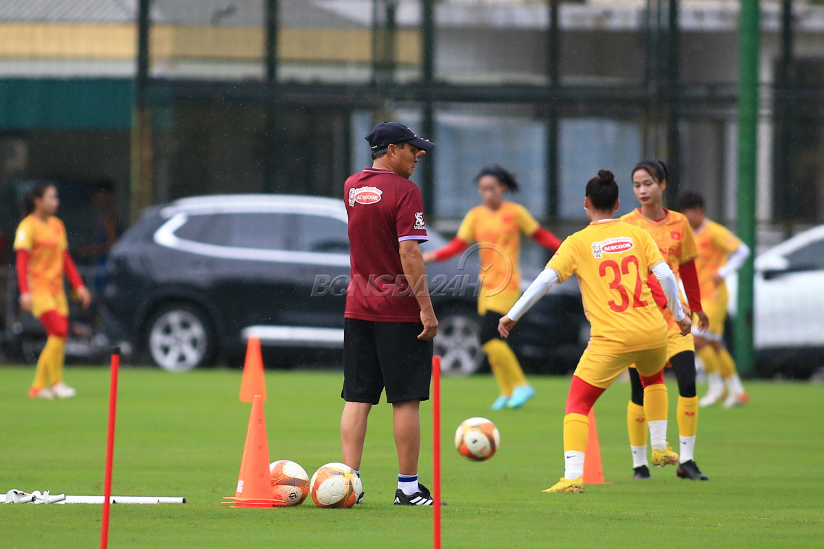 ĐT nữ Việt Nam hội quân cho ASIAD, Trần Thị Duyên trở lại 2