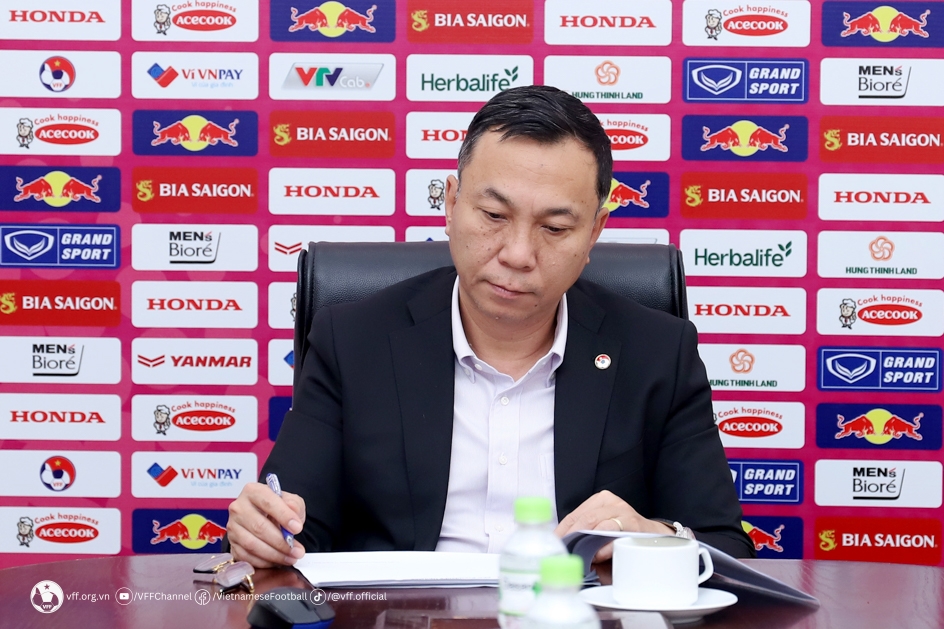 Chu tich VFF Tran Quoc Tuan hop AFC