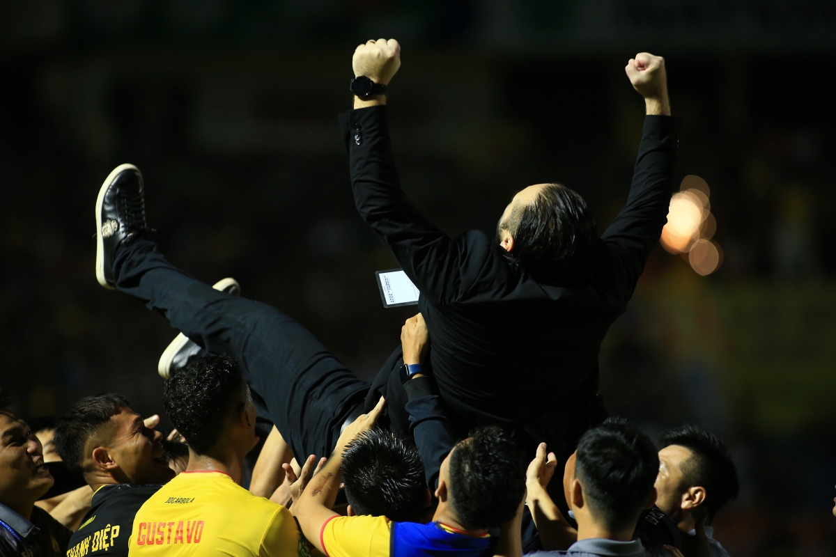 Thể Công Viettel và những kỳ vọng vào cuộc hôn nhân thế kỷ với HLV Popov 2