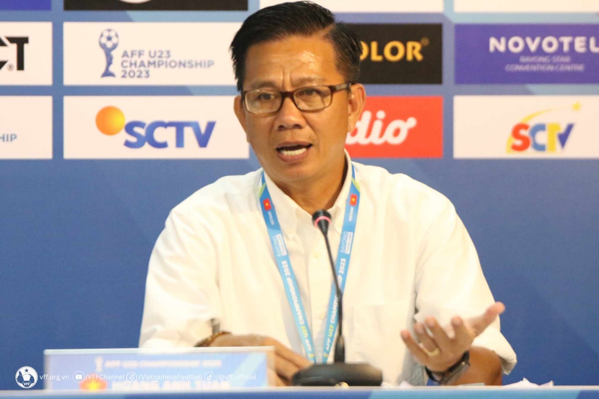 HLV Hoàng Anh Tuấn U23 Việt Nam HLV Hoang Anh Tuan U23 Viet Nam