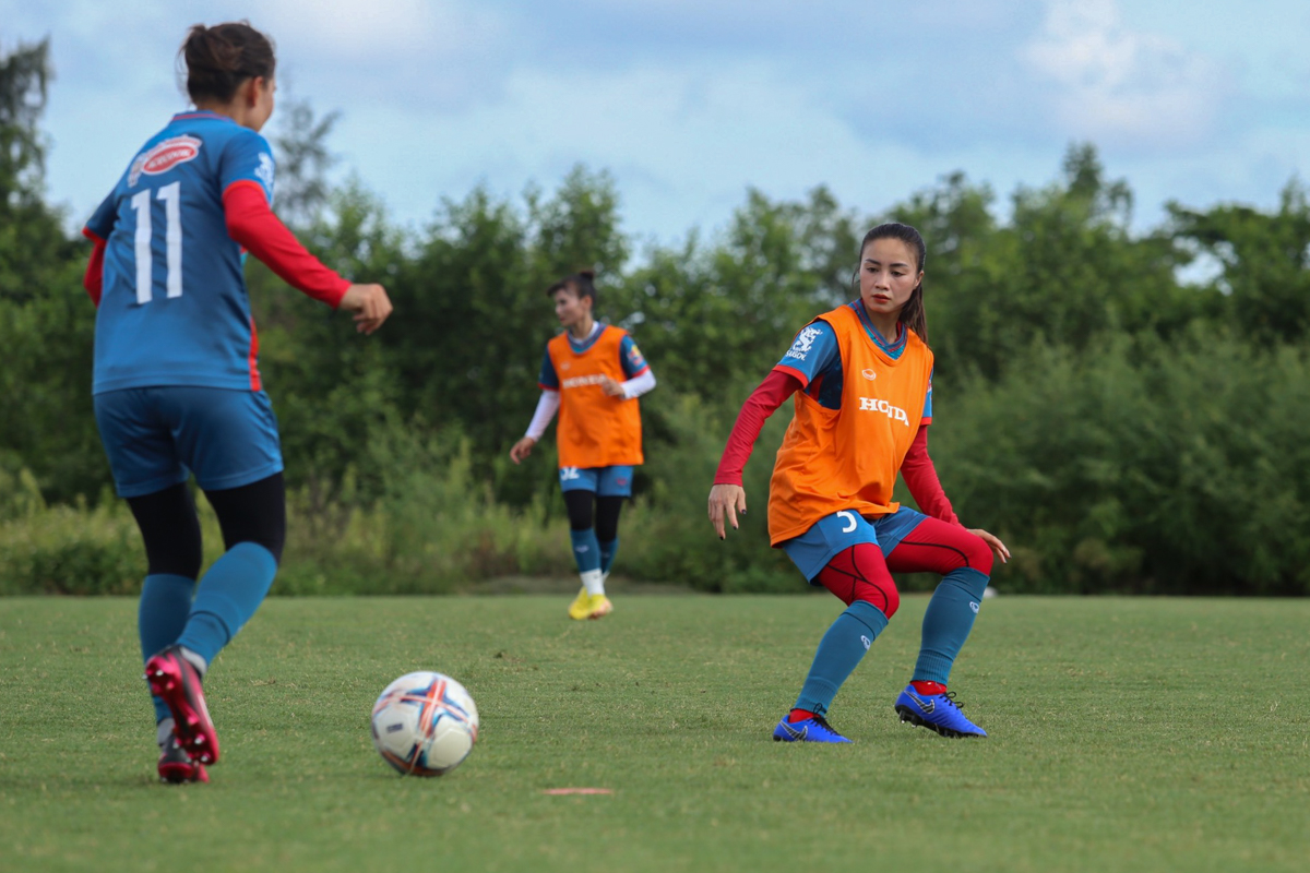 dT nu Viet Nam 25/8 Hai Phong