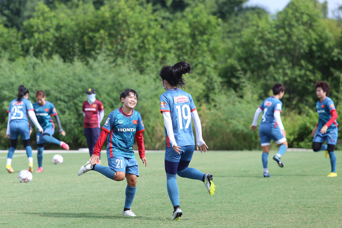 ĐT nữ Việt Nam hứng khởi trong chuyến tập huấn ở Hải Phòng 5