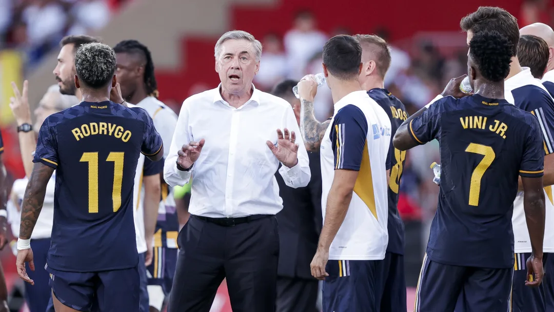 Bài toán nan giải giữa Carlo Ancelotti và Vinicius Jr 2