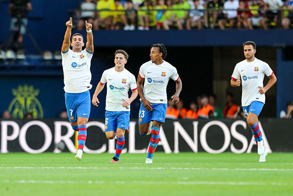 230828_044900_619 230828_044900_619