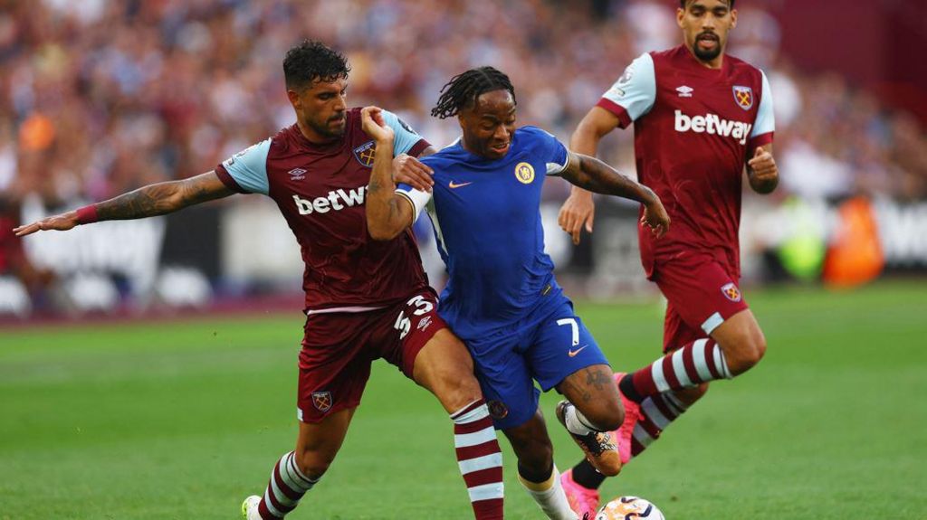 Raheem Sterling có xứng đáng là đại ca nơi hàng công Chelsea 1