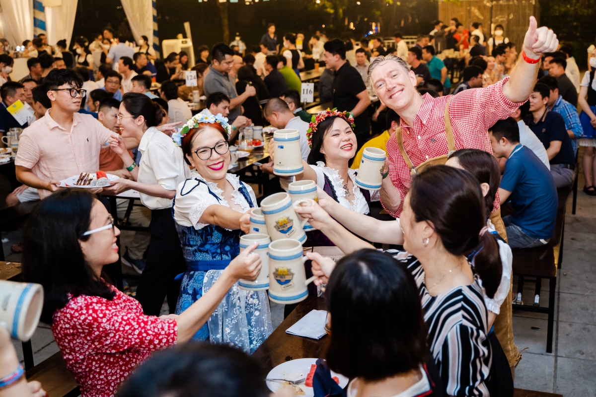 Hoà mình vào bữa tiệc văn hoá và âm nhạc Bavaria với Oktoberfest 1