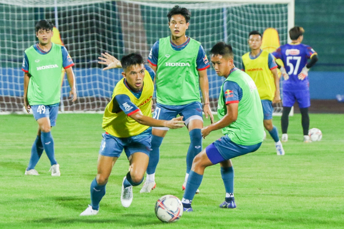 U23 Việt Nam tập 31/8 U23 Viet Nam tap 31/8