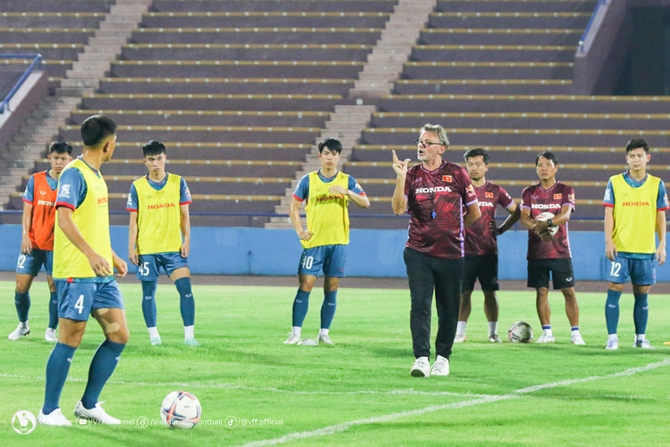 U23 Việt Nam tập 31/8 U23 Viet Nam tap 31/8