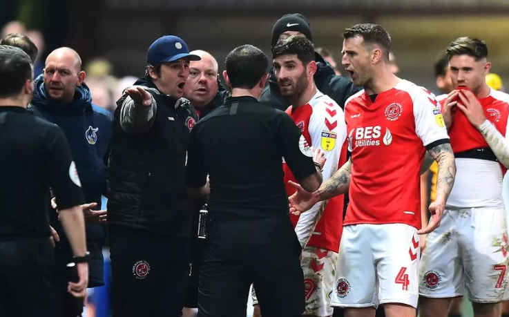 Joey Barton Ký ức về gã tiền vệ bất hảo nhất lịch sử Premier League 5 Joey Barton Ký ức về gã tiền vệ bất hảo nhất lịch sử Premier League 5