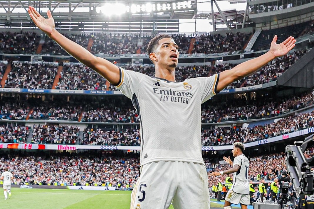 Jude Bellingham liên tục toả sáng trong màu áo Real Madrid Jude Bellingham lien tuc toa sang trong mau ao Real Madrid