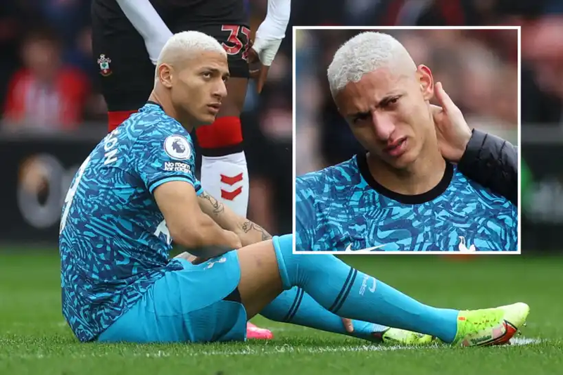 Đằng sau niềm vui của cặp MaddiSon là nỗi buồn của Richarlison 4 Đằng sau niềm vui của cặp MaddiSon là nỗi buồn của Richarlison 4