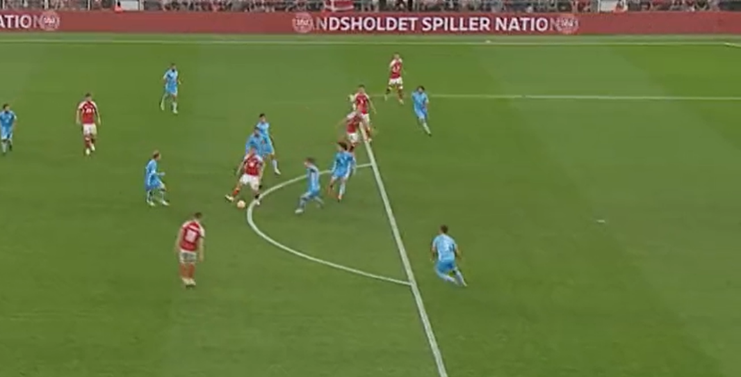 Chiêm ngưỡng pha kiến tạo đỉnh cao của Christian Eriksen 2