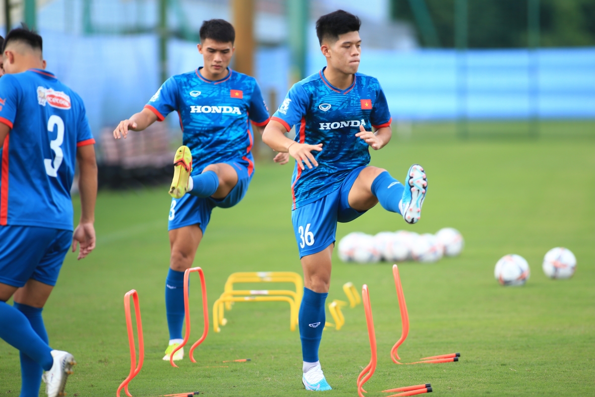 ĐT Olympic Việt Nam vừa tập vừa chờ chuẩn bị ASIAD 6