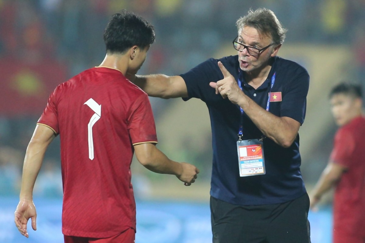 Công Phượng ở lại Yokohama FC Dám đi, dám đối mặt 2