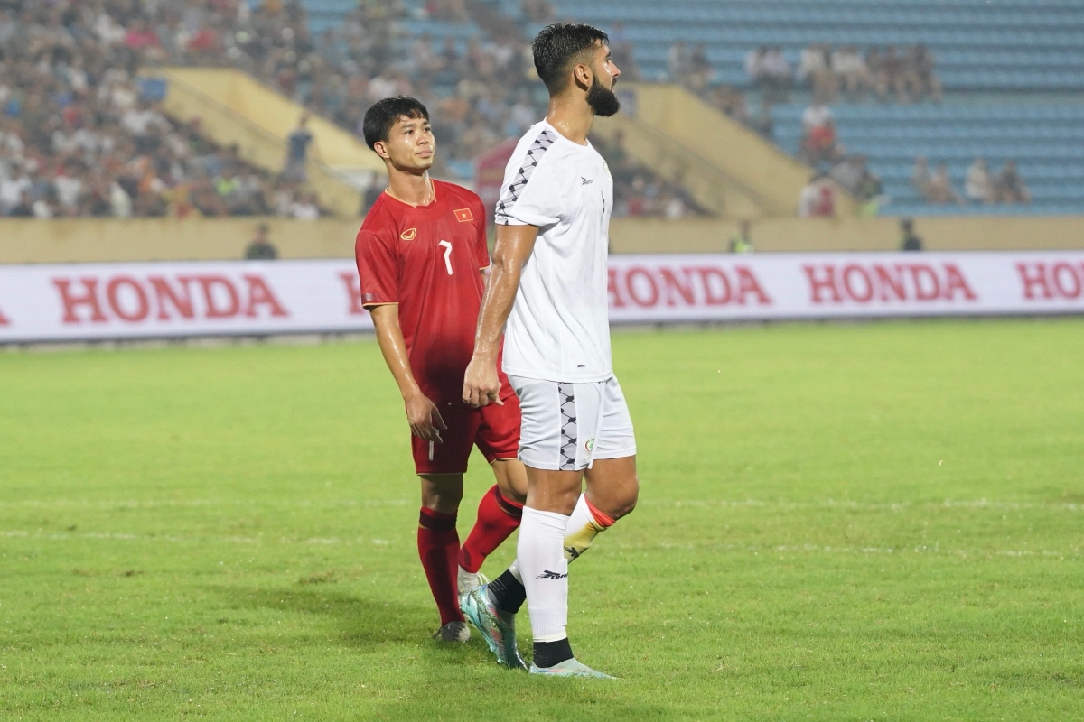 Công Phượng gọi, Văn Toàn trả lời trong trận thắng Palestine 4