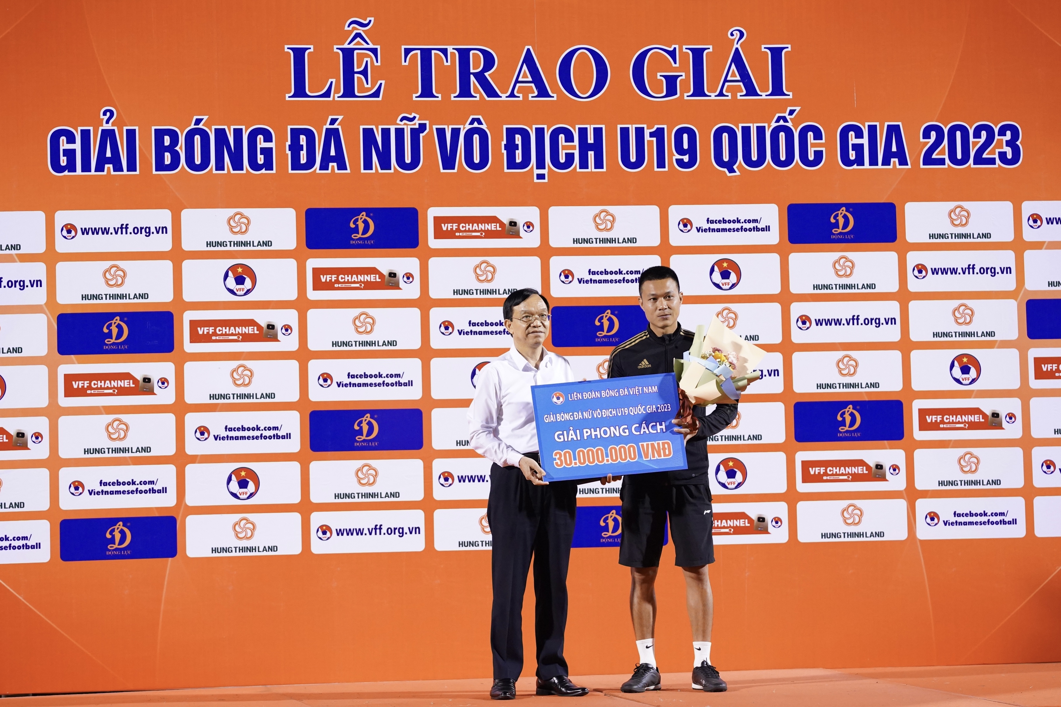 Chủ nhà Hà Nam vô địch giải bóng đá U19 nữ Quốc gia 2023 6