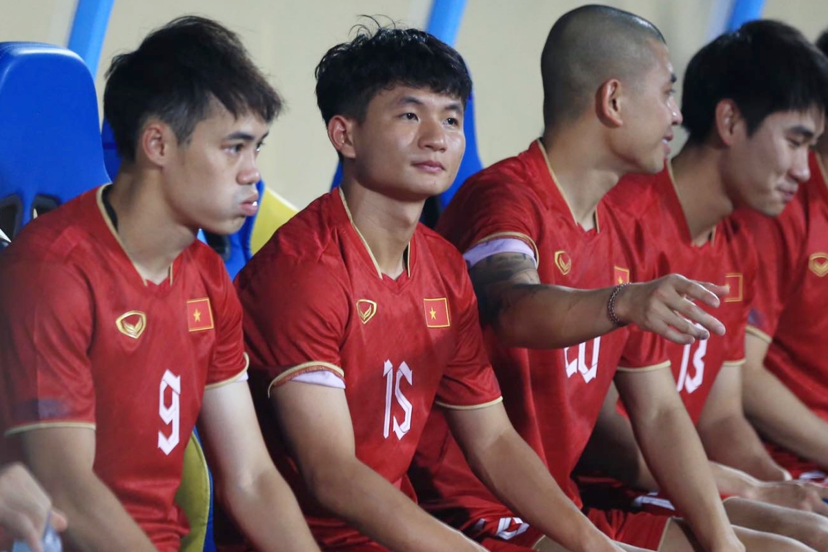Tien ve duc Phu trong dot tap trung FIFA Days thang 6