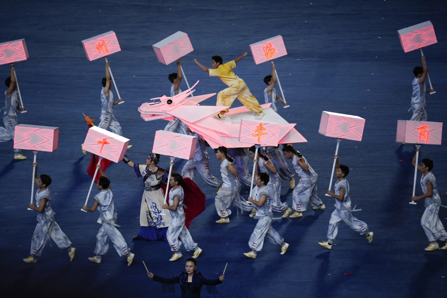 Không có pháo hoa, chủ nhà Trung Quốc vẫn tổ chức lễ khai mạc ASIAD 19 hoành tráng 8