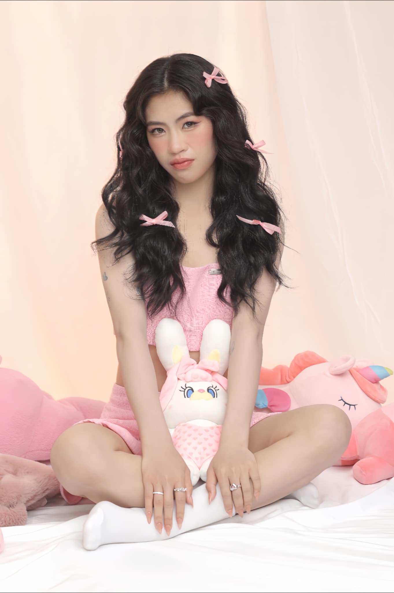 Cơn lốc đường biên Thanh Nhã khoe loạt ảnh sexy đón tuổi 22 3 Cơn lốc đường biên Thanh Nhã khoe loạt ảnh sexy đón tuổi 22 3