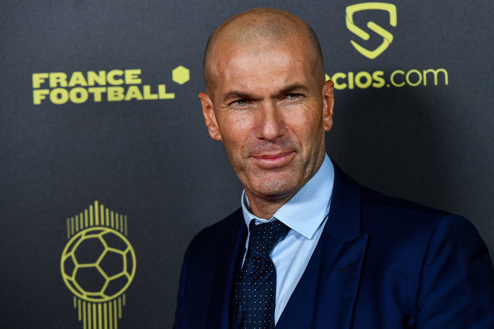 Lộ diện thời điểm Zinedine Zidane chính thức tiếp quản ghế nóng tuyển Pháp 1 Lộ diện thời điểm Zinedine Zidane chính thức tiếp quản ghế nóng tuyển Pháp 1