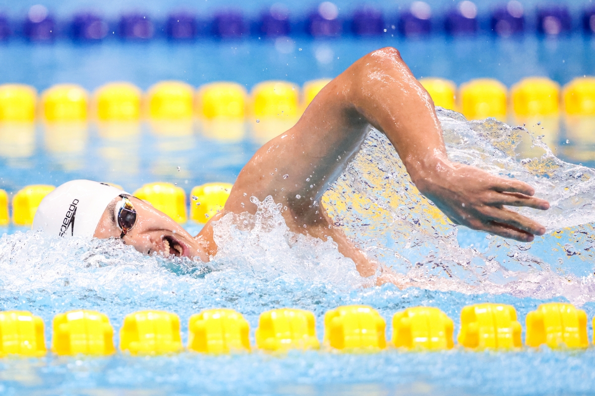 Kình ngư đánh bại Huy Hoàng gây sốt vì vẻ điển trai 1 Kình ngư đánh bại Huy Hoàng gây sốt vì vẻ điển trai 1