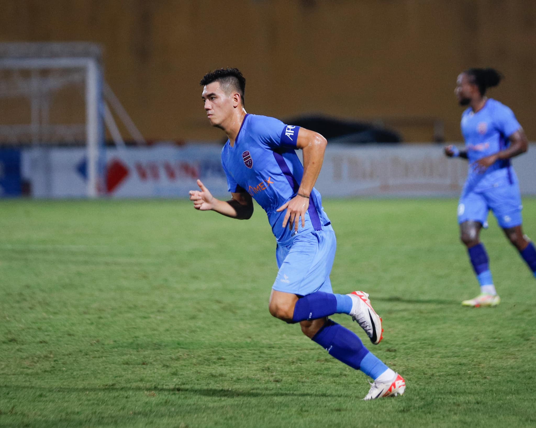 Bình Dương thông báo cảm ơn và tiếp tục gắn bó với tiền đạo Tiến Linh 3 Bình Dương thông báo cảm ơn và tiếp tục gắn bó với tiền đạo Tiến Linh 3