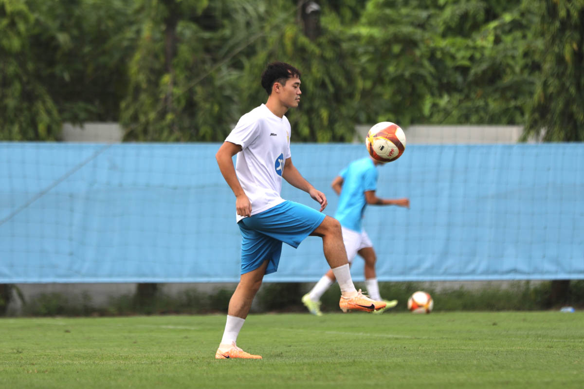 Van Toan CLB Nam dinh