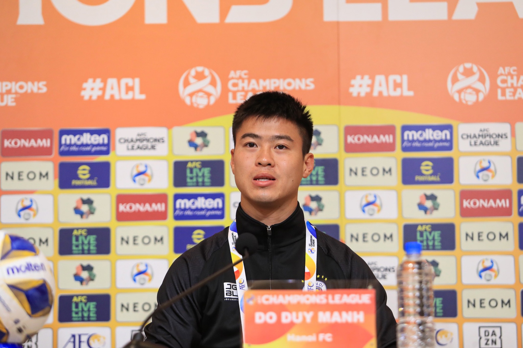 HLV Bandovic Hà Nội sẽ chơi hết sức trước Urawa Reds 1