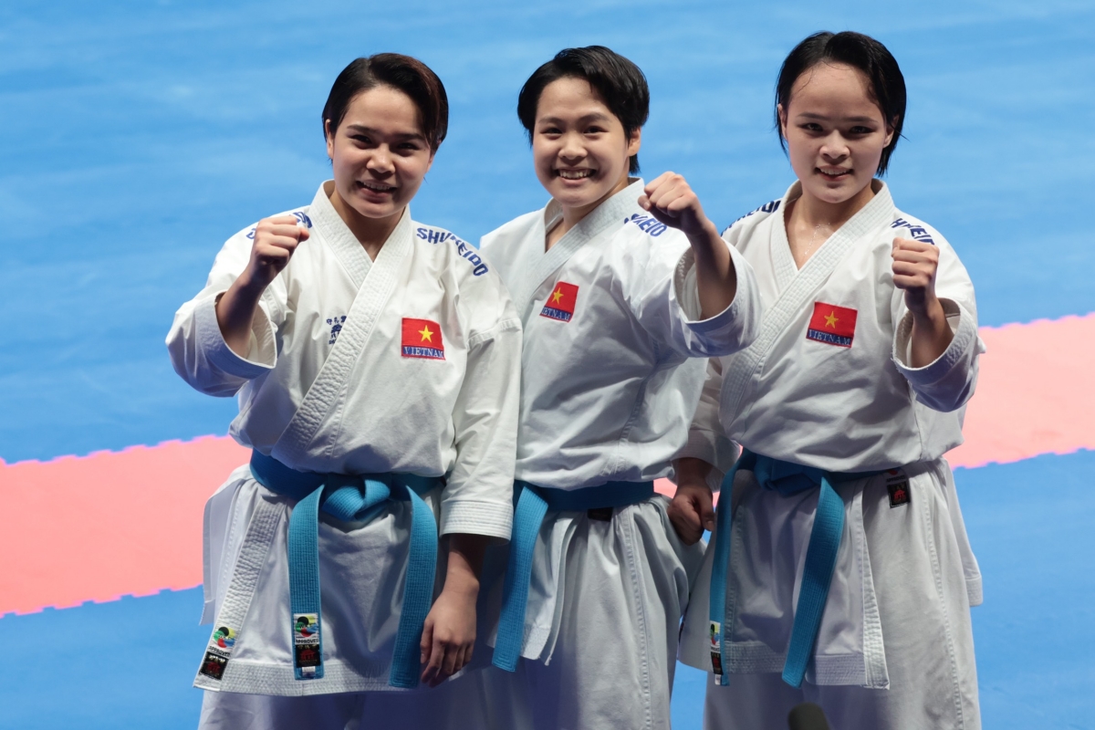 Karate dem ve HCV thu 3 cho Viet Nam tai ASIAD 19