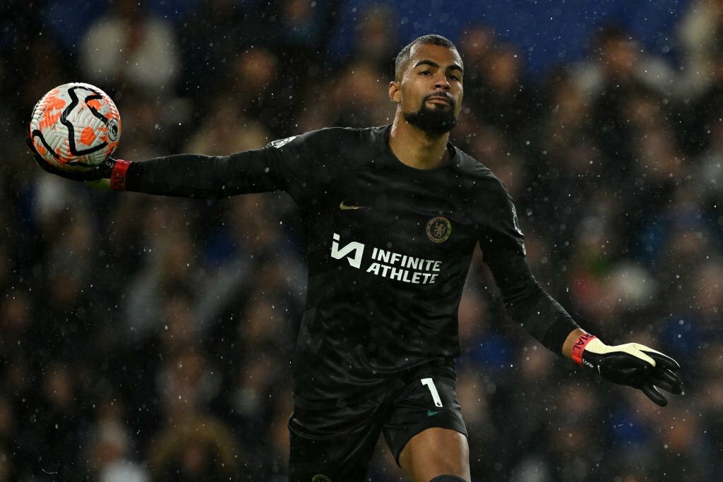 Pochettino không trách Sanchez sau sai lầm chí mạng trước Arsenal 1