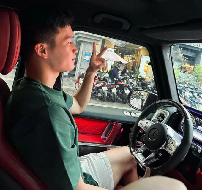 Hoàng Đức mua xế hộp Mercedes G63, chơi đồng hồ tiền tỷ 1