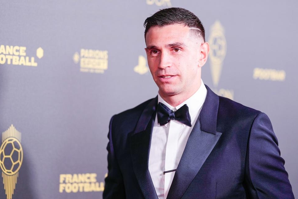 NHM Pháp phẫn nộ trong lễ trao giải Quả bóng vàng 2 NHM Pháp phẫn nộ trong lễ trao giải Quả bóng vàng 2