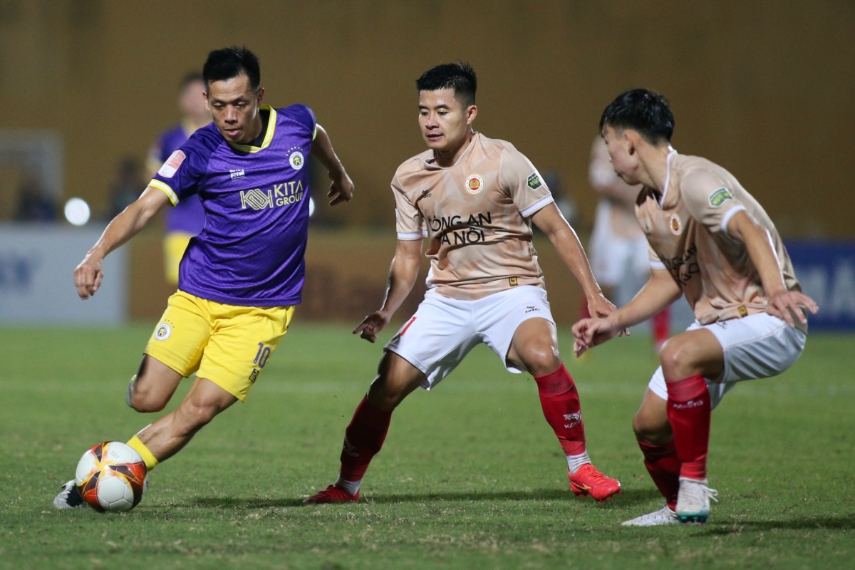 Dàn ngoại binh toả sáng, CAHN đẩy sâu Hà Nội FC vào khủng hoảng 4 Dàn ngoại binh toả sáng, CAHN đẩy sâu Hà Nội FC vào khủng hoảng 4
