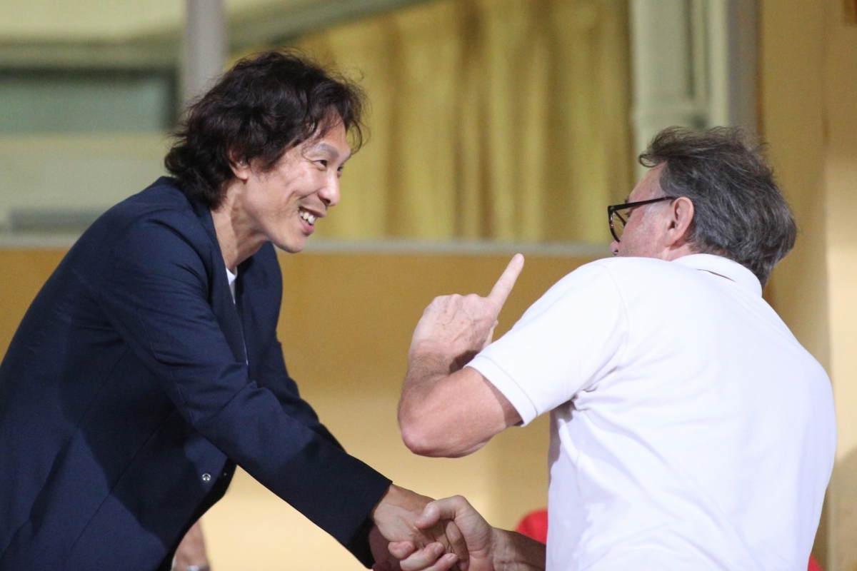 Dàn khách VIP dự khán đại chiến CAHN vs Hà Nội FC 6