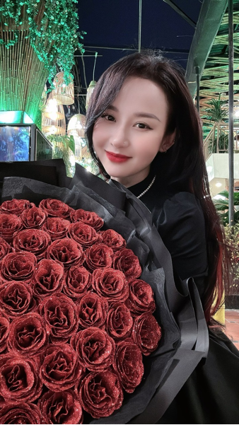 Chân dung cô nàng bác sỹ thú y đầu tiên thành công trên Tiktok Live 2 Chân dung cô nàng bác sỹ thú y đầu tiên thành công trên Tiktok Live 2