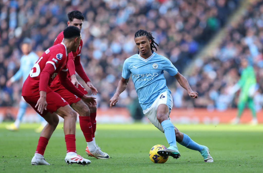 Nathan Ake nói gì khi Man City đánh rơi 3 điểm trước Liverpool?